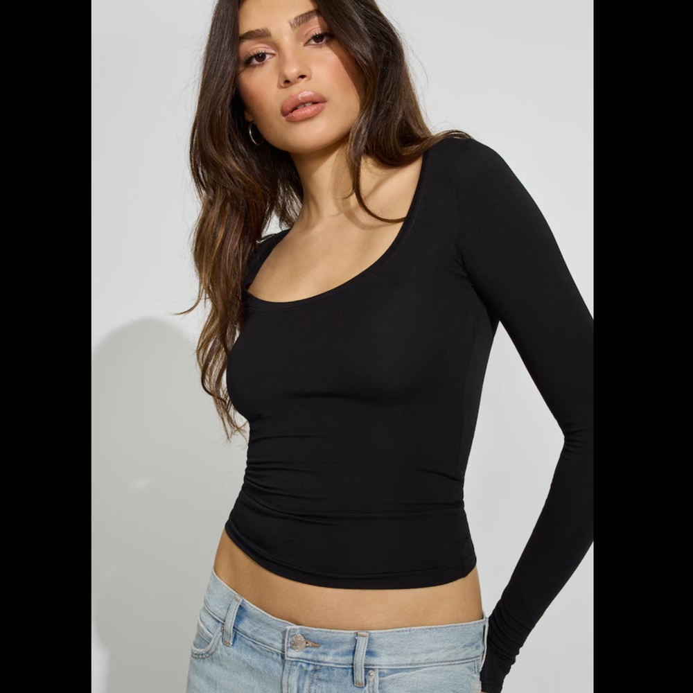 Garage - Smooth Scoop Neck Long Sleeve Top